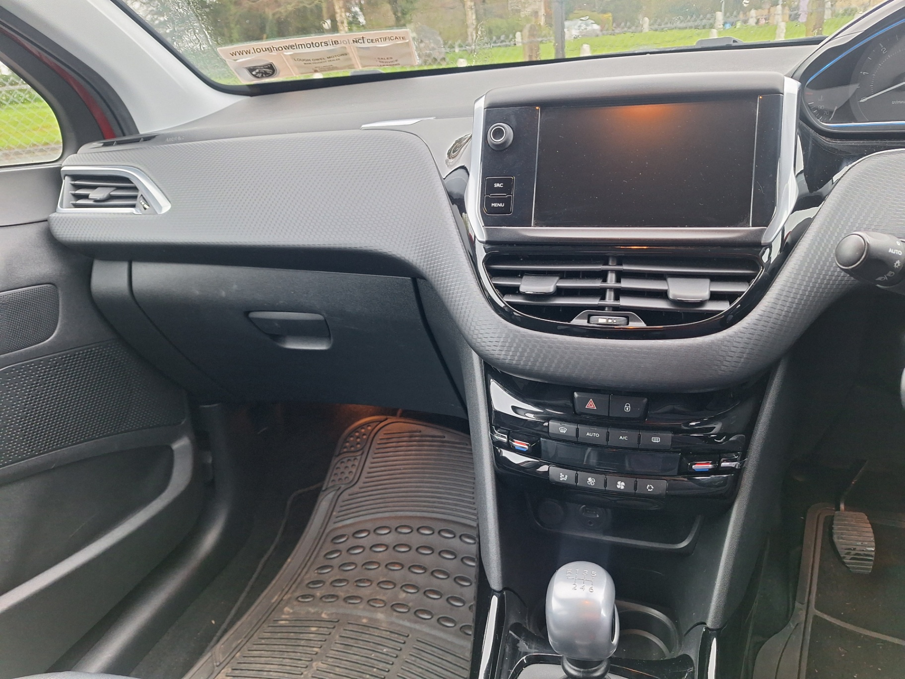 Peugeot 2008 - Image 7