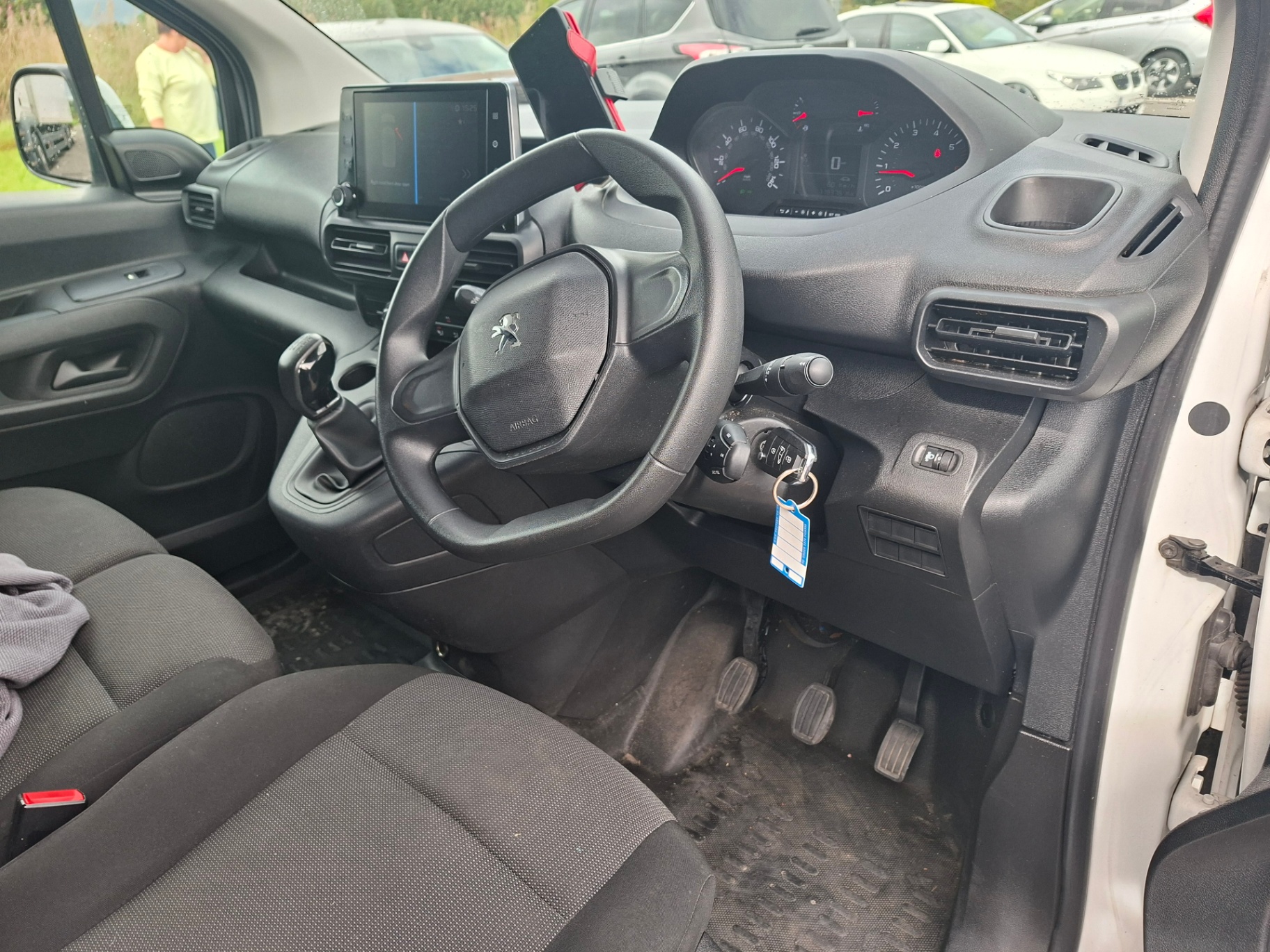 2021 Peugeot Partner - Image 7